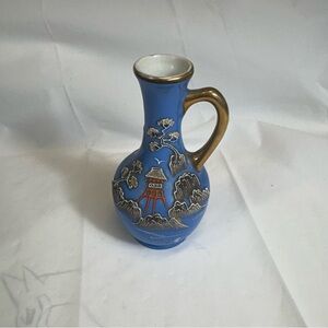 Vintage Ceramic Blue Oriental-Style Decorative Vase with Gold Handle